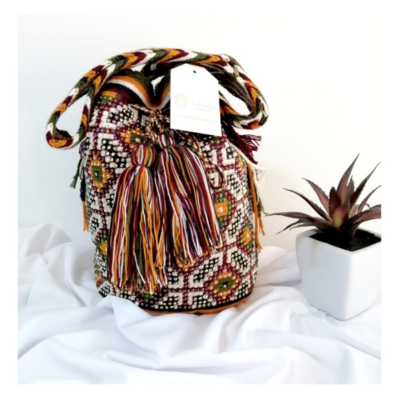 Crystal Wayuu Bag